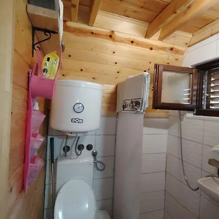 Planinska Kuca-jovanovic! Ferienhaus Kremna