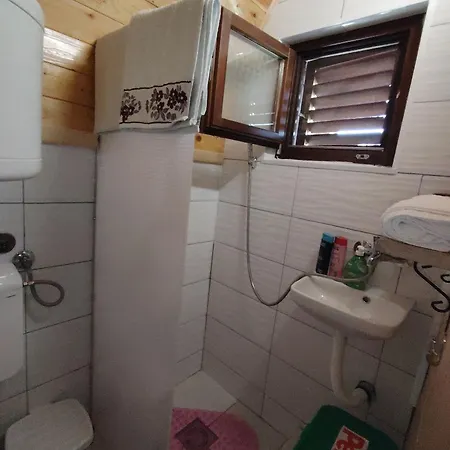 Planinska Kuca-jovanovic! Ferienhaus Kremna